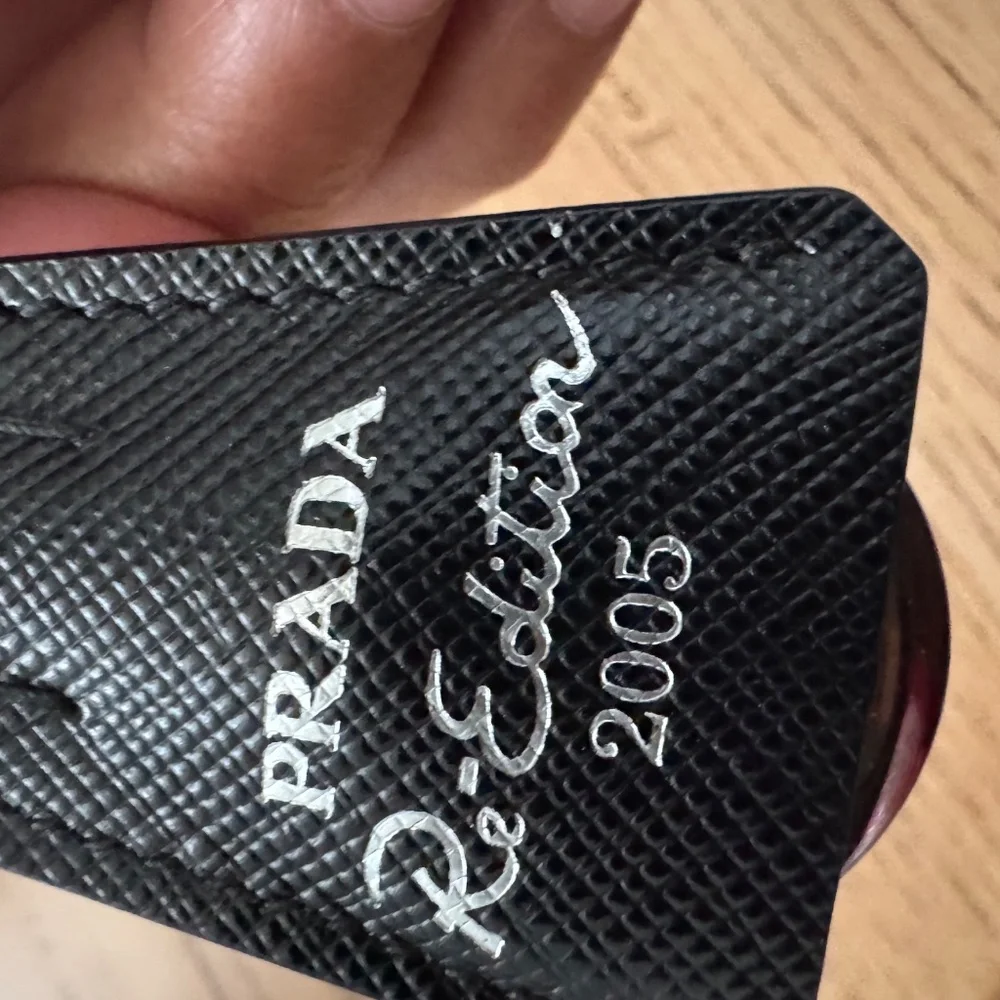 Prada Re-edition Nylon 2005 - Picture 3 of 5